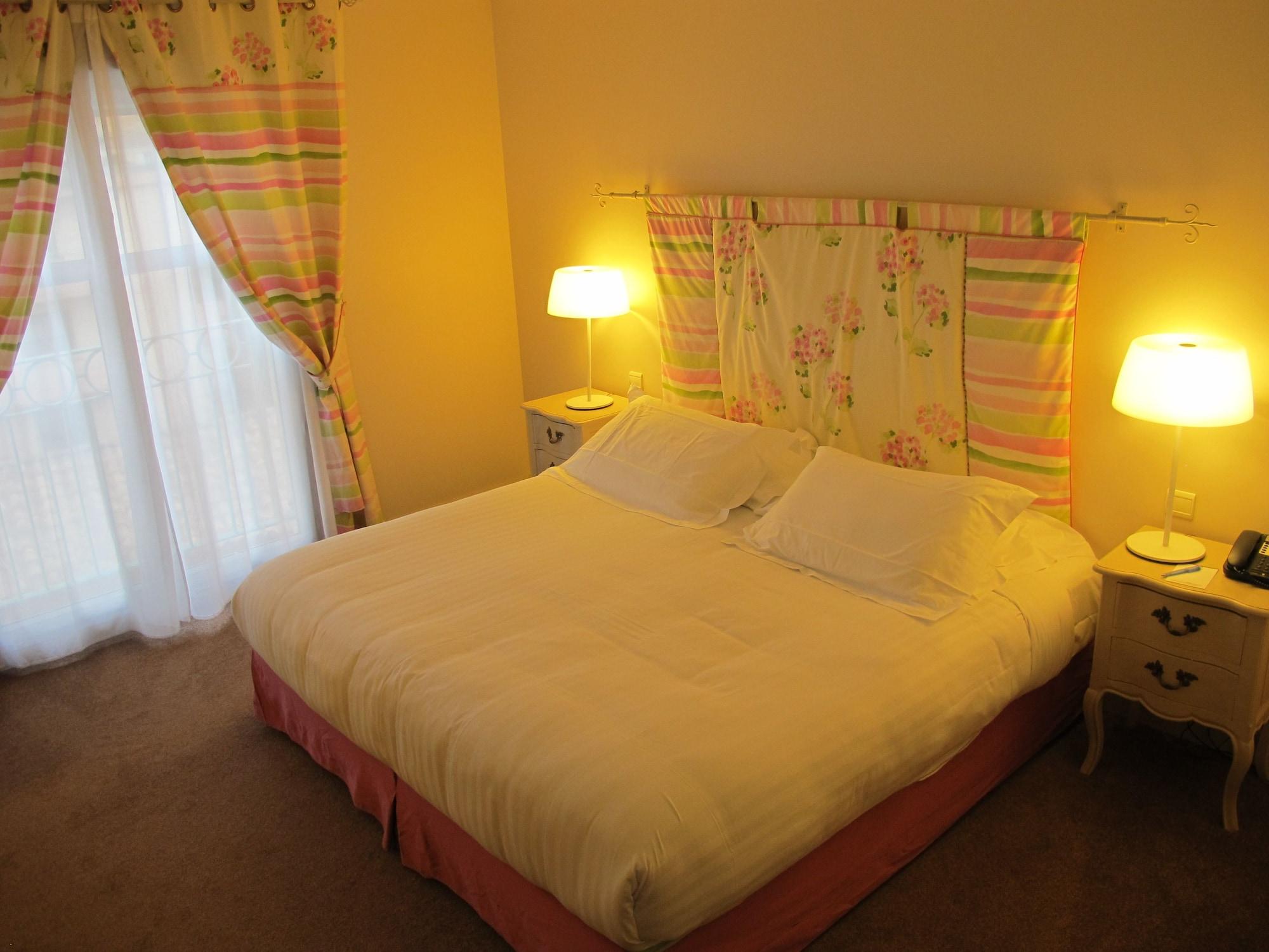 Best Western Plus Soleil et Jardin Sanary-sur-Mer Exterior foto