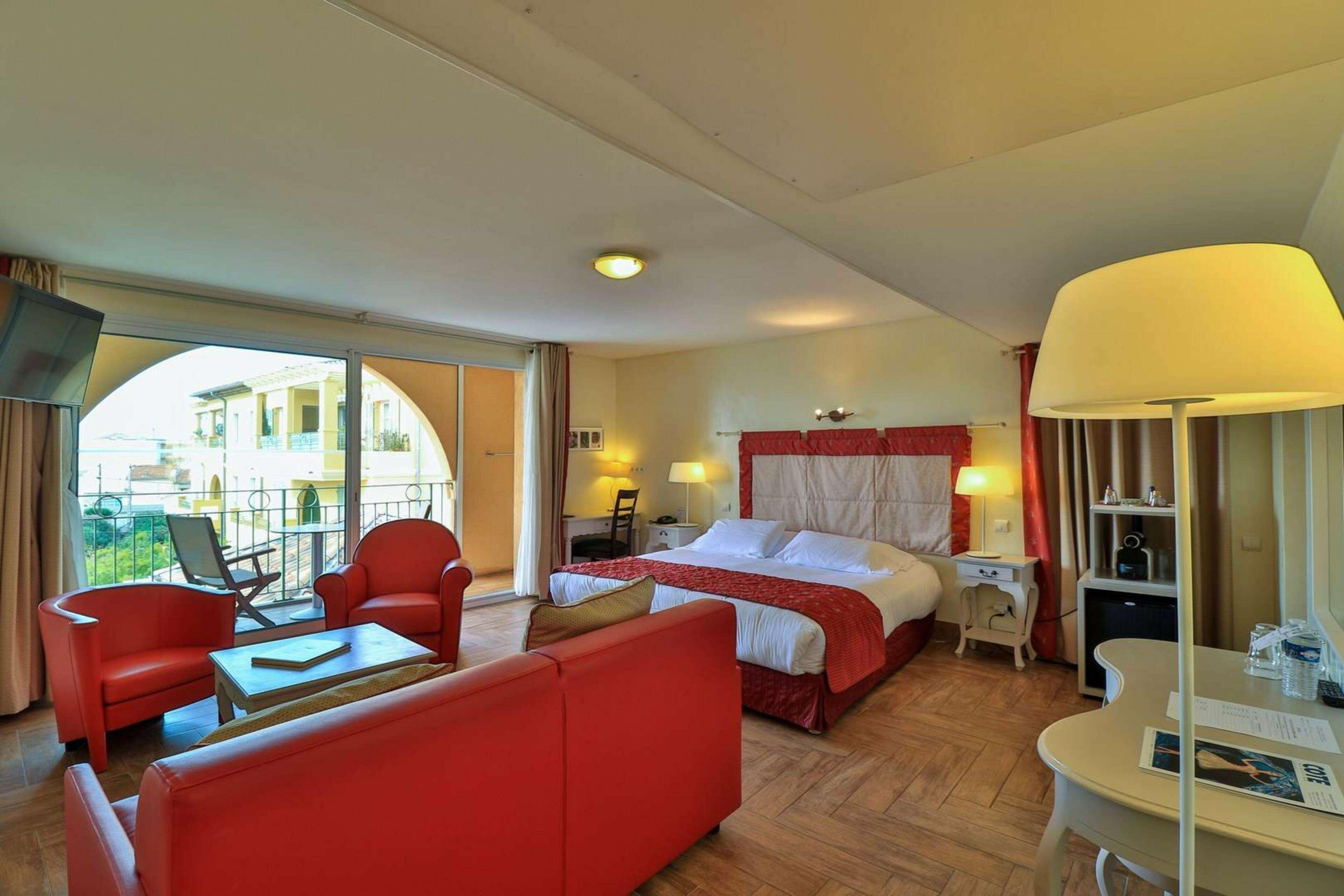 Best Western Plus Soleil et Jardin Sanary-sur-Mer Exterior foto