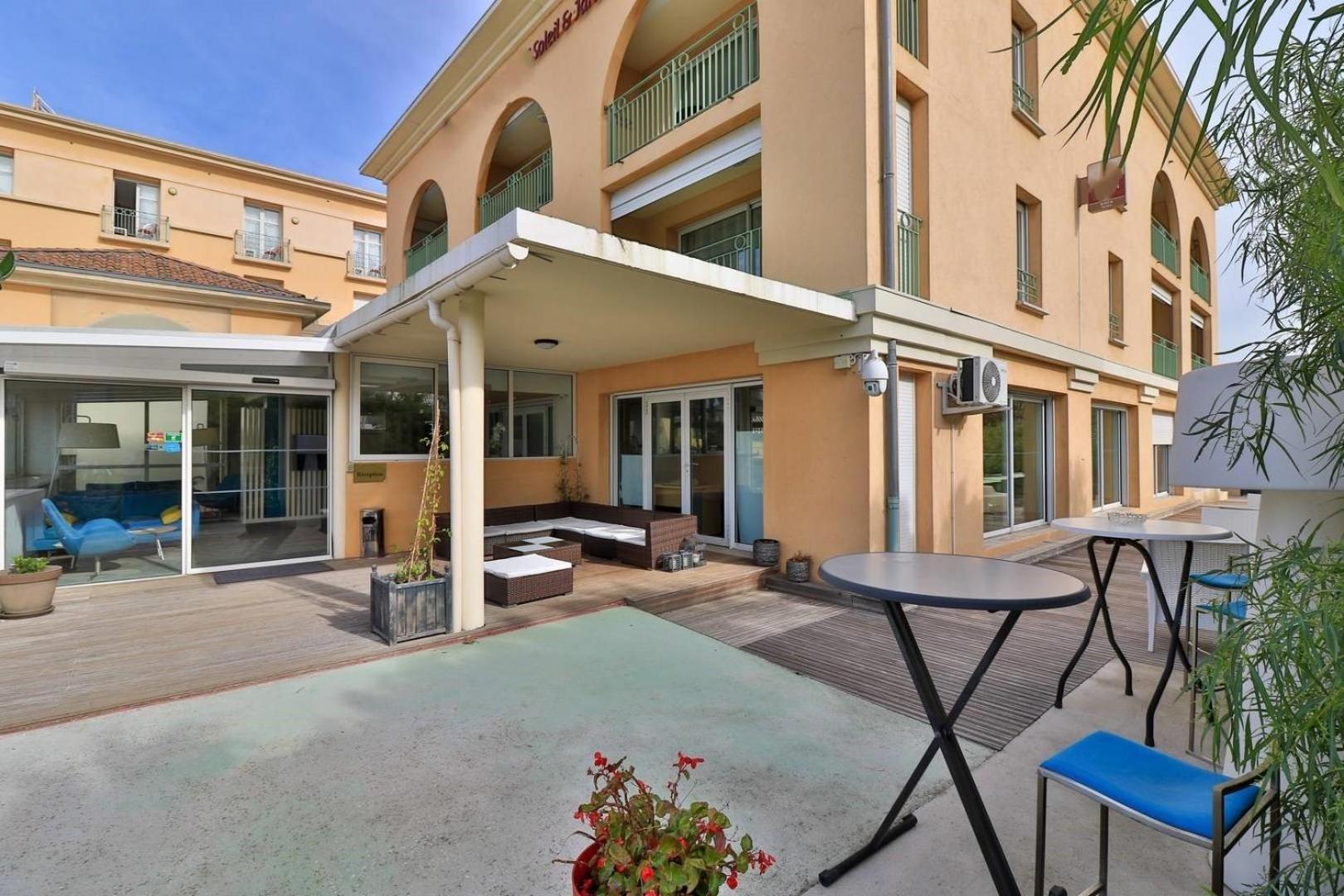 Best Western Plus Soleil et Jardin Sanary-sur-Mer Exterior foto