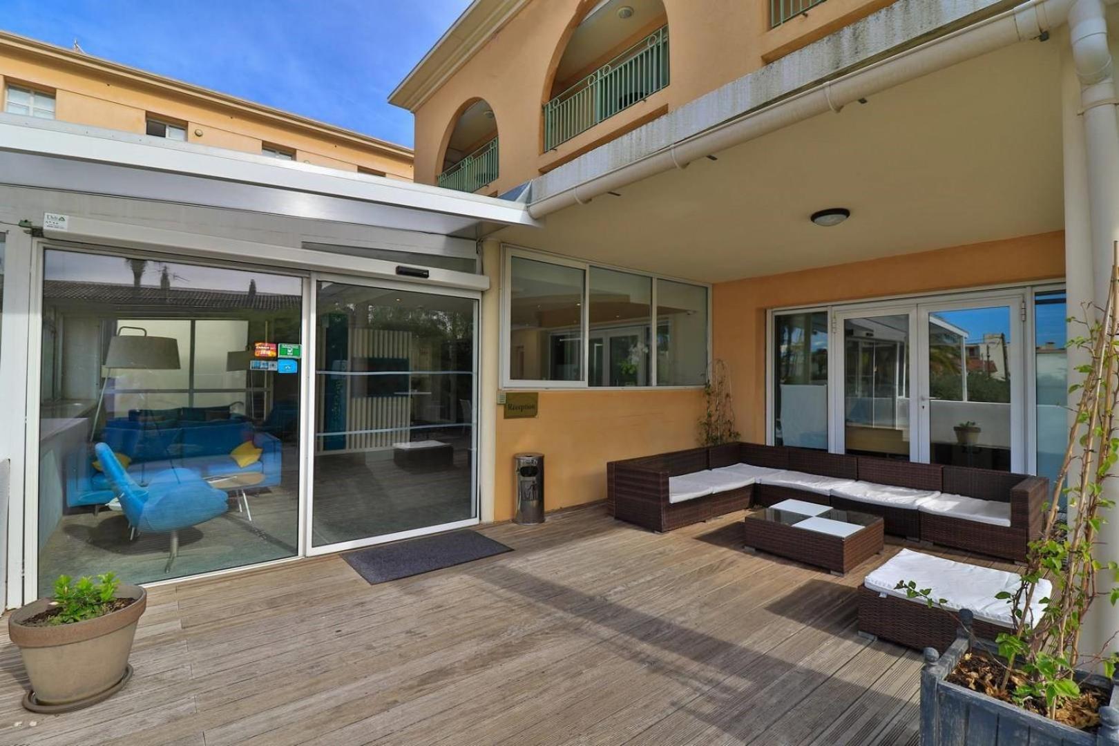 Best Western Plus Soleil et Jardin Sanary-sur-Mer Exterior foto